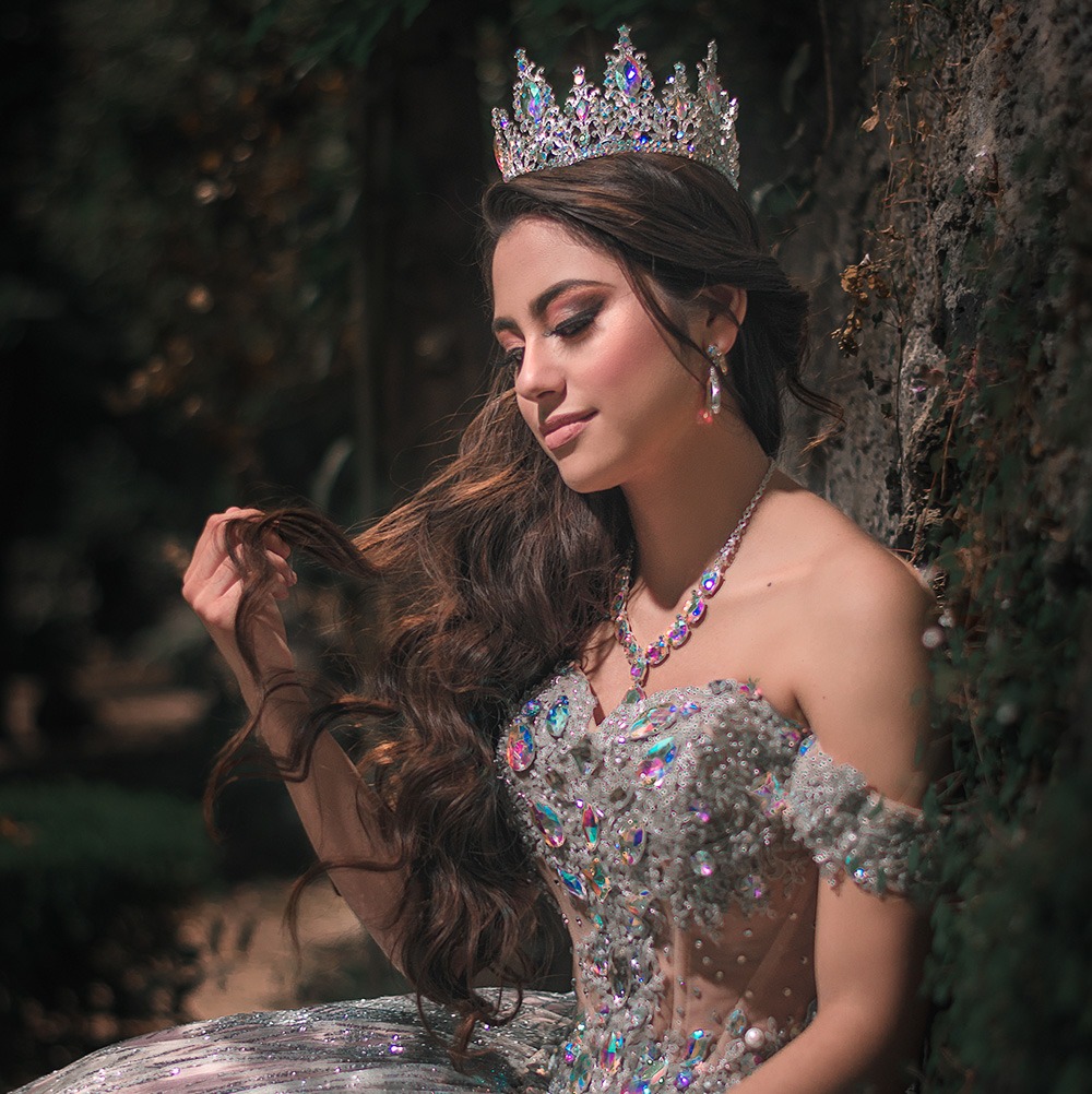 Monse Cuadrada 9